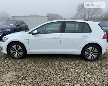 Белый Фольксваген e-Golf, объемом двигателя 0 л и пробегом 14 тыс. км за 16500 $, фото 7 на Automoto.ua