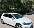 Белый Фольксваген e-Golf, объемом двигателя 0 л и пробегом 230 тыс. км за 10900 $, фото 1 на Automoto.ua