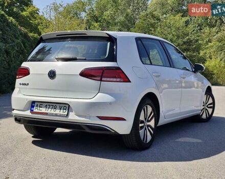 Белый Фольксваген e-Golf, объемом двигателя 0 л и пробегом 70 тыс. км за 14500 $, фото 1 на Automoto.ua
