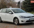 Белый Фольксваген e-Golf, объемом двигателя 0 л и пробегом 69 тыс. км за 13999 $, фото 1 на Automoto.ua