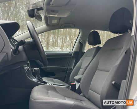 Білий Фольксваген e-Golf, об'ємом двигуна 36 л та пробігом 36 тис. км за 17850 $, фото 9 на Automoto.ua