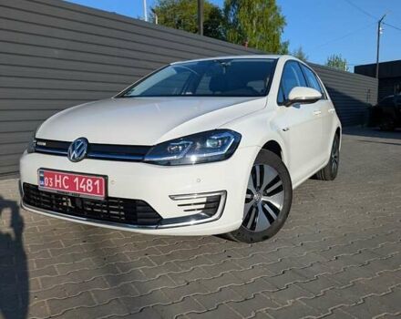 Білий Фольксваген e-Golf, об'ємом двигуна 0 л та пробігом 28 тис. км за 14900 $, фото 10 на Automoto.ua