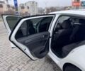 Белый Фольксваген e-Golf, объемом двигателя 0 л и пробегом 71 тыс. км за 12999 $, фото 36 на Automoto.ua