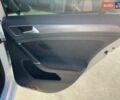 Белый Фольксваген e-Golf, объемом двигателя 0 л и пробегом 124 тыс. км за 13490 $, фото 26 на Automoto.ua