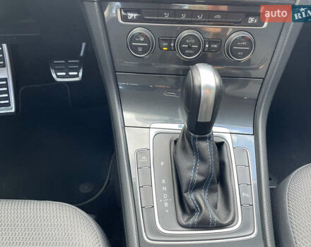 Білий Фольксваген e-Golf, об'ємом двигуна 0 л та пробігом 88 тис. км за 15700 $, фото 29 на Automoto.ua