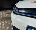 Белый Фольксваген e-Golf, объемом двигателя 0 л и пробегом 70 тыс. км за 13700 $, фото 16 на Automoto.ua