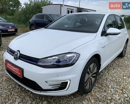 Белый Фольксваген e-Golf, объемом двигателя 0 л и пробегом 32 тыс. км за 14400 $, фото 2 на Automoto.ua