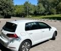 Белый Фольксваген e-Golf, объемом двигателя 0 л и пробегом 230 тыс. км за 10900 $, фото 5 на Automoto.ua