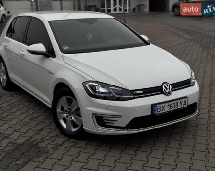 Белый Фольксваген e-Golf, объемом двигателя 0 л и пробегом 71 тыс. км за 12999 $, фото 5 на Automoto.ua