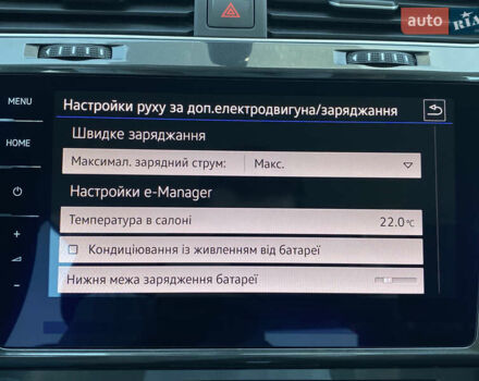 Белый Фольксваген e-Golf, объемом двигателя 0 л и пробегом 22 тыс. км за 14400 $, фото 49 на Automoto.ua