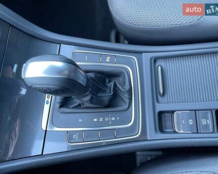 Белый Фольксваген e-Golf, объемом двигателя 0 л и пробегом 124 тыс. км за 13490 $, фото 37 на Automoto.ua