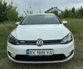Белый Фольксваген e-Golf, объемом двигателя 0 л и пробегом 67 тыс. км за 13900 $, фото 1 на Automoto.ua