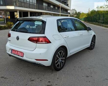 Білий Фольксваген e-Golf, об'ємом двигуна 0 л та пробігом 56 тис. км за 14950 $, фото 5 на Automoto.ua