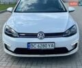 Белый Фольксваген e-Golf, объемом двигателя 0 л и пробегом 63 тыс. км за 13499 $, фото 1 на Automoto.ua