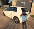 Белый Фольксваген e-Golf, объемом двигателя 0 л и пробегом 92 тыс. км за 14750 $, фото 7 на Automoto.ua