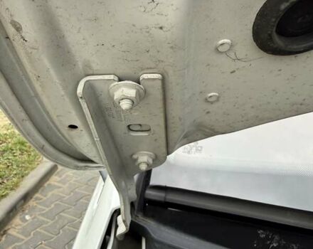 Белый Фольксваген e-Golf, объемом двигателя 0 л и пробегом 57 тыс. км за 15500 $, фото 22 на Automoto.ua