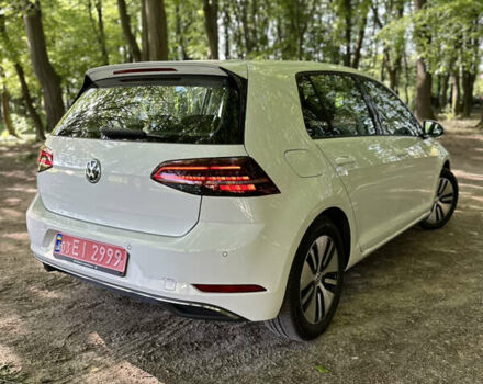 Белый Фольксваген e-Golf, объемом двигателя 0 л и пробегом 46 тыс. км за 15900 $, фото 8 на Automoto.ua