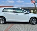 Белый Фольксваген e-Golf, объемом двигателя 0 л и пробегом 63 тыс. км за 13499 $, фото 9 на Automoto.ua