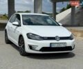 Білий Фольксваген e-Golf, об'ємом двигуна 0 л та пробігом 93 тис. км за 17500 $, фото 16 на Automoto.ua