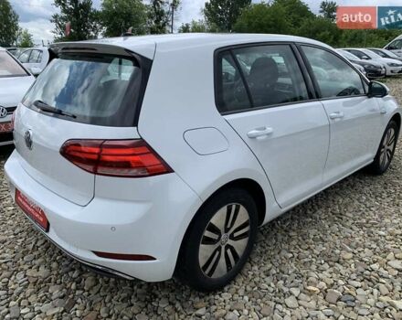 Белый Фольксваген e-Golf, объемом двигателя 0 л и пробегом 32 тыс. км за 14400 $, фото 6 на Automoto.ua