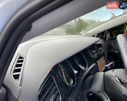 Білий Фольксваген e-Golf, об'ємом двигуна 0 л та пробігом 88 тис. км за 15700 $, фото 10 на Automoto.ua