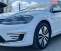 Белый Фольксваген e-Golf, объемом двигателя 0 л и пробегом 63 тыс. км за 13499 $, фото 39 на Automoto.ua