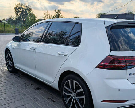Білий Фольксваген e-Golf, об'ємом двигуна 0 л та пробігом 80 тис. км за 16900 $, фото 51 на Automoto.ua