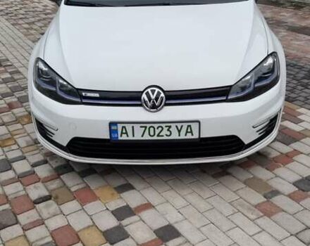 Белый Фольксваген e-Golf, объемом двигателя 0 л и пробегом 63 тыс. км за 13200 $, фото 10 на Automoto.ua
