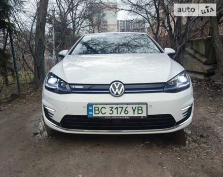 Білий Фольксваген e-Golf, об'ємом двигуна 0 л та пробігом 46 тис. км за 17700 $, фото 23 на Automoto.ua