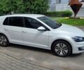 Білий Фольксваген e-Golf, об'ємом двигуна 0 л та пробігом 27 тис. км за 20100 $, фото 4 на Automoto.ua