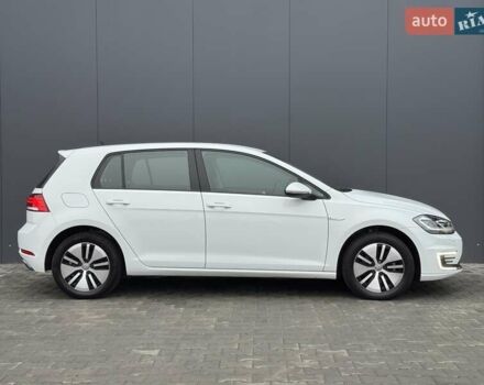 Білий Фольксваген e-Golf, об'ємом двигуна 0 л та пробігом 79 тис. км за 13900 $, фото 6 на Automoto.ua