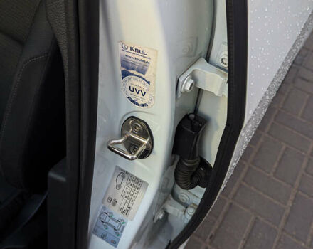 Білий Фольксваген e-Golf, об'ємом двигуна 0 л та пробігом 80 тис. км за 16900 $, фото 38 на Automoto.ua