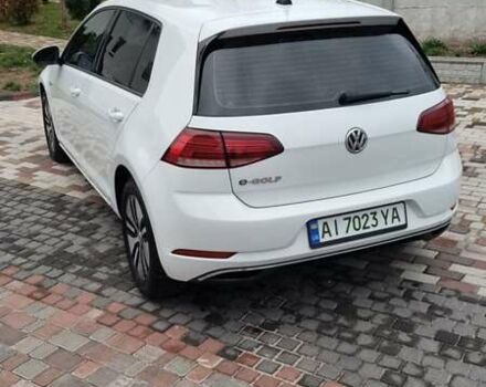 Белый Фольксваген e-Golf, объемом двигателя 0 л и пробегом 63 тыс. км за 13200 $, фото 6 на Automoto.ua