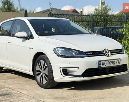 Белый Фольксваген e-Golf, объемом двигателя 0 л и пробегом 73 тыс. км за 17900 $, фото 3 на Automoto.ua