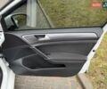 Белый Фольксваген e-Golf, объемом двигателя 0 л и пробегом 57 тыс. км за 15500 $, фото 3 на Automoto.ua