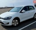 Белый Фольксваген e-Golf, объемом двигателя 0 л и пробегом 108 тыс. км за 15300 $, фото 4 на Automoto.ua