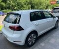 Білий Фольксваген e-Golf, об'ємом двигуна 0 л та пробігом 89 тис. км за 17800 $, фото 4 на Automoto.ua