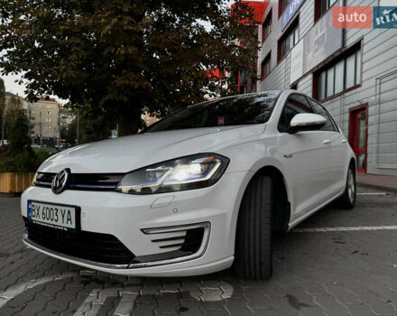 Білий Фольксваген e-Golf, об'ємом двигуна 0 л та пробігом 97 тис. км за 13999 $, фото 8 на Automoto.ua