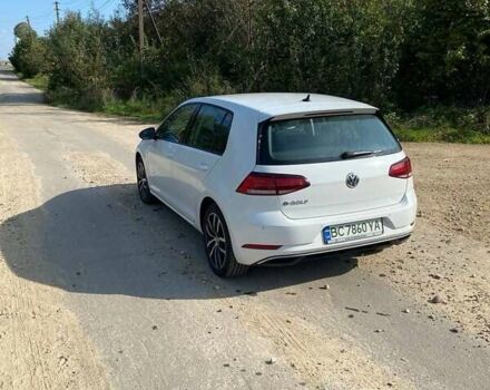 Белый Фольксваген e-Golf, объемом двигателя 0 л и пробегом 46 тыс. км за 14900 $, фото 5 на Automoto.ua