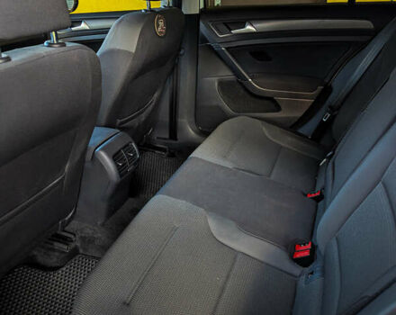 Білий Фольксваген e-Golf, об'ємом двигуна 0 л та пробігом 80 тис. км за 16900 $, фото 7 на Automoto.ua