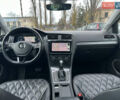 Белый Фольксваген e-Golf, объемом двигателя 0 л и пробегом 98 тыс. км за 16450 $, фото 20 на Automoto.ua