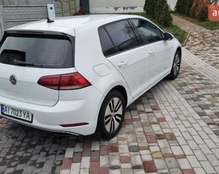 Белый Фольксваген e-Golf, объемом двигателя 0 л и пробегом 63 тыс. км за 13200 $, фото 4 на Automoto.ua