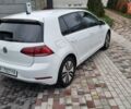 Белый Фольксваген e-Golf, объемом двигателя 0 л и пробегом 63 тыс. км за 13200 $, фото 4 на Automoto.ua