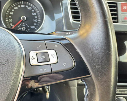 Белый Фольксваген e-Golf, объемом двигателя 0 л и пробегом 73 тыс. км за 17900 $, фото 42 на Automoto.ua