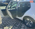 Белый Фольксваген e-Golf, объемом двигателя 0 л и пробегом 70 тыс. км за 13700 $, фото 12 на Automoto.ua