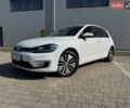 Белый Фольксваген e-Golf, объемом двигателя 0 л и пробегом 62 тыс. км за 16500 $, фото 1 на Automoto.ua