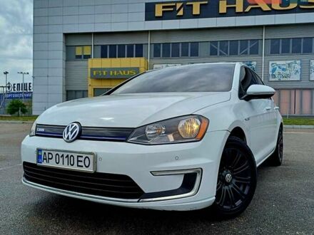 Белый Фольксваген e-Golf, объемом двигателя 0 л и пробегом 120 тыс. км за 9500 $, фото 1 на Automoto.ua