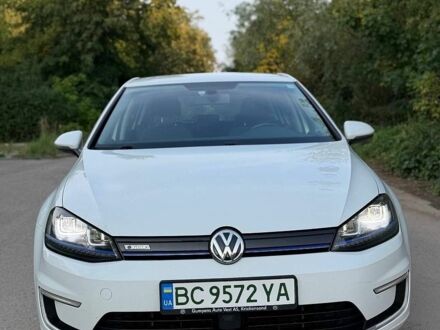 Белый Фольксваген e-Golf, объемом двигателя 0 л и пробегом 165 тыс. км за 7500 $, фото 1 на Automoto.ua