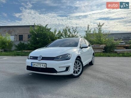 Белый Фольксваген e-Golf, объемом двигателя 0 л и пробегом 115 тыс. км за 8500 $, фото 1 на Automoto.ua