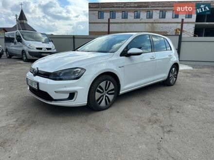 Белый Фольксваген e-Golf, объемом двигателя 0 л и пробегом 182 тыс. км за 7900 $, фото 1 на Automoto.ua